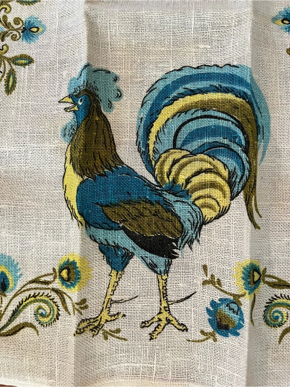 NOS - Vintage Linen Tea Kitchen Dish Towel Roosters Cottage Prairie Country Farm
